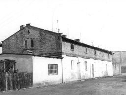 Budynek tzw. "Ogierni" w1990 roku